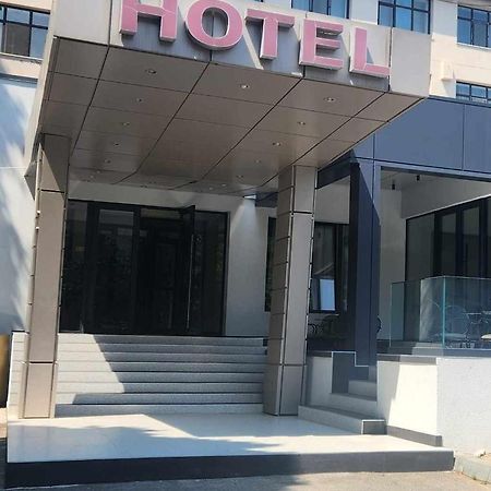 Hotel Savior Васлуй Экстерьер фото